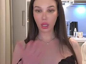 sweet_lady_cola Cam